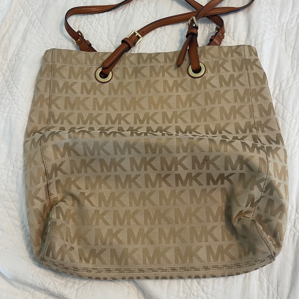 Micheal Kors Tote Purse with  Leather Straps